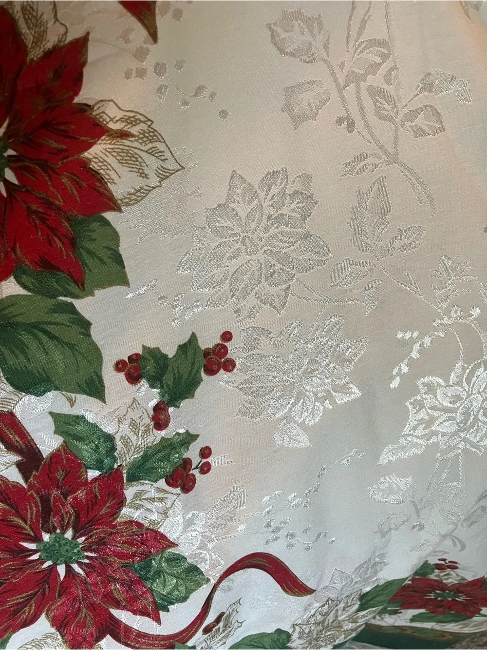 Jacquard Poinsettia Tablecloth in Cream, Red & Green